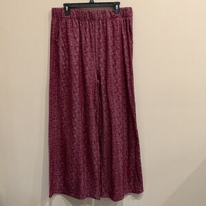 Burgundy palazzo pants. New, size 1X